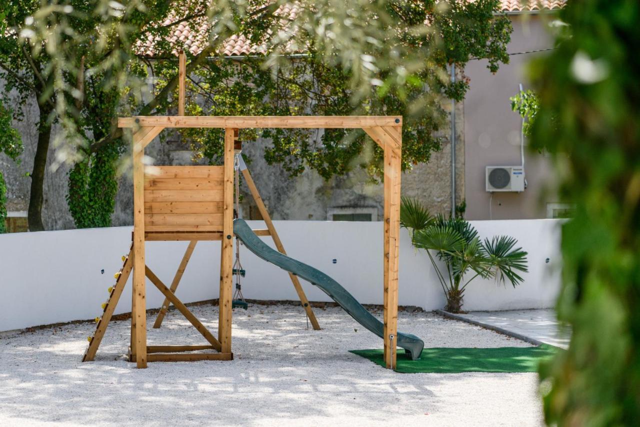 Summer House Nina Apartment Pavicini Exterior foto