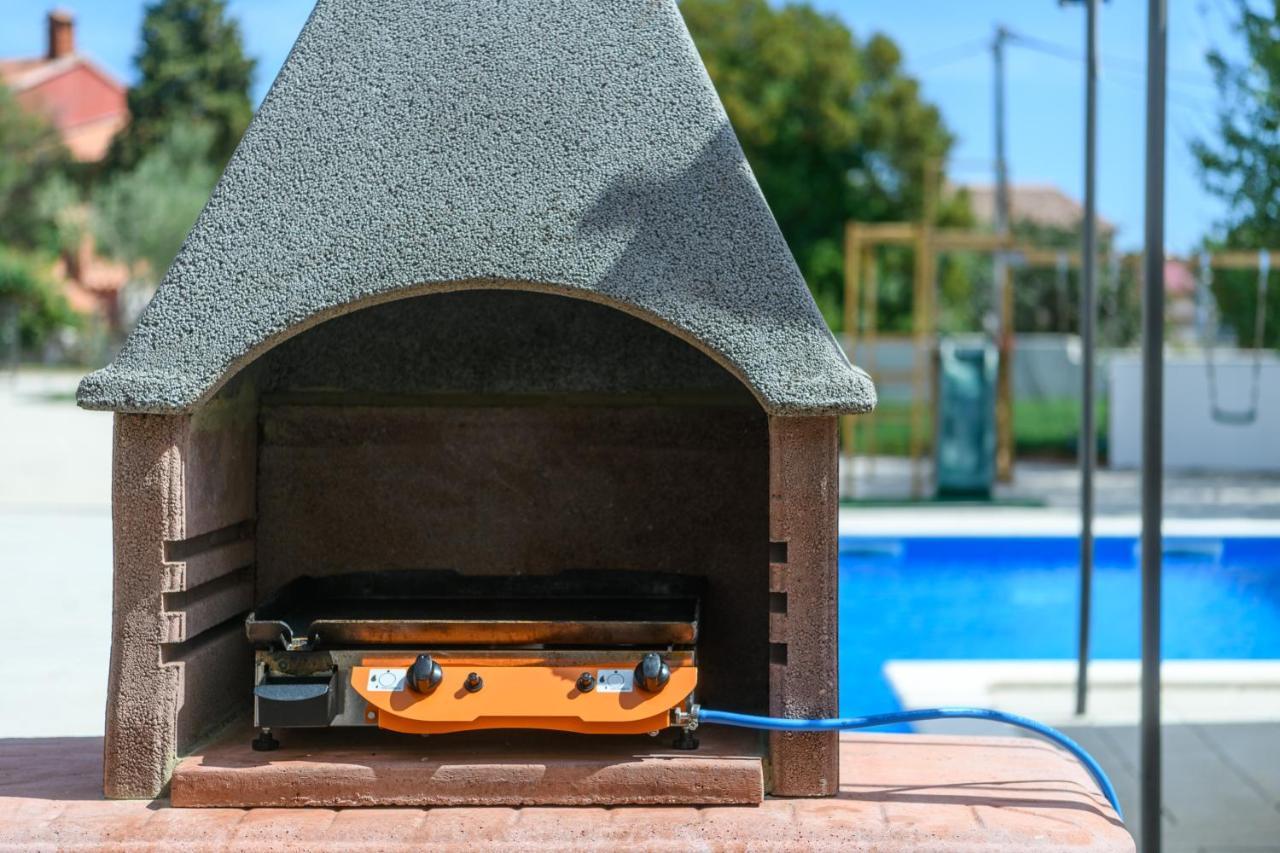 Summer House Nina Apartment Pavicini Exterior foto