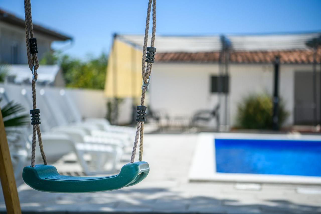 Summer House Nina Pavicini Exterior foto