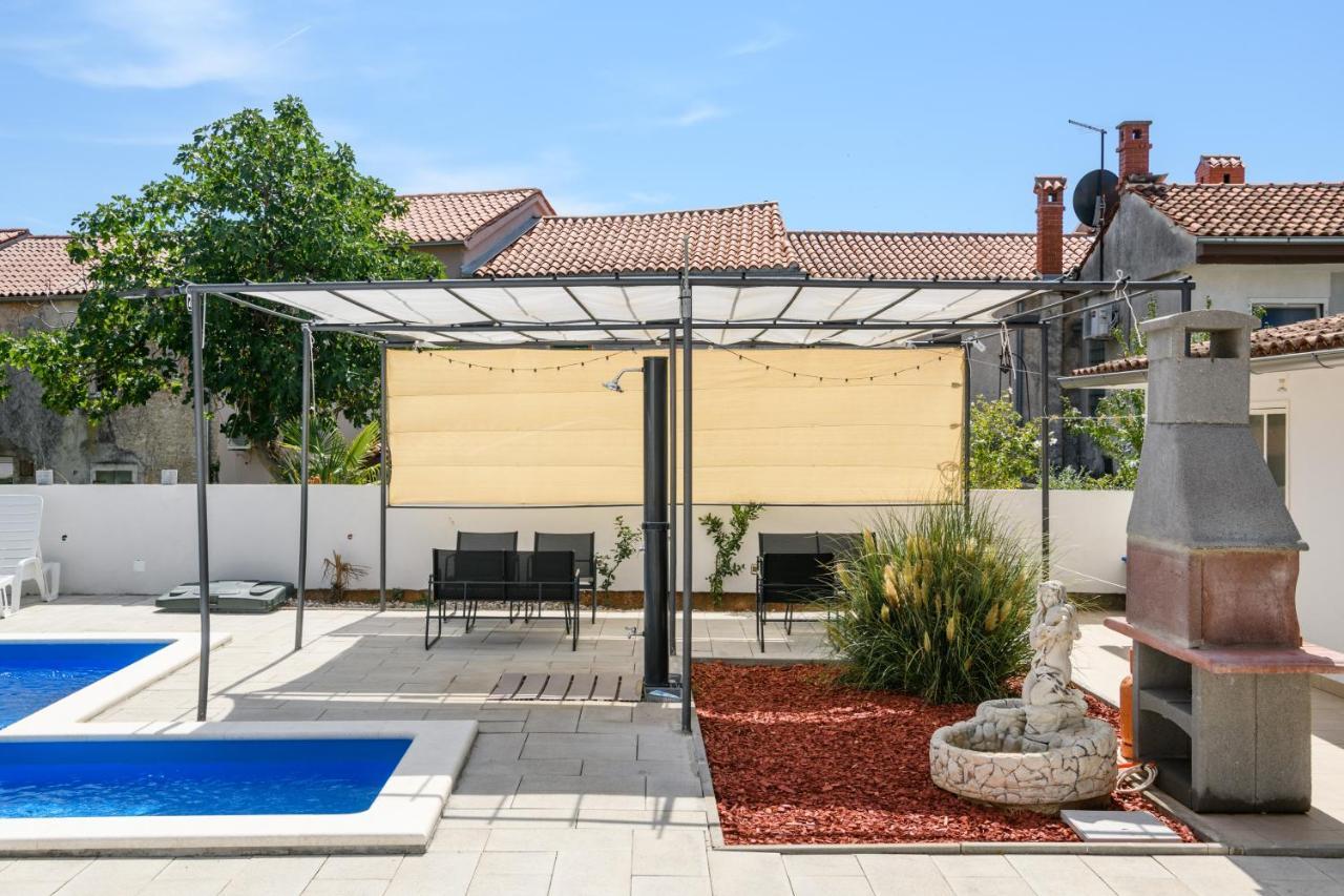 Summer House Nina Apartment Pavicini Exterior foto